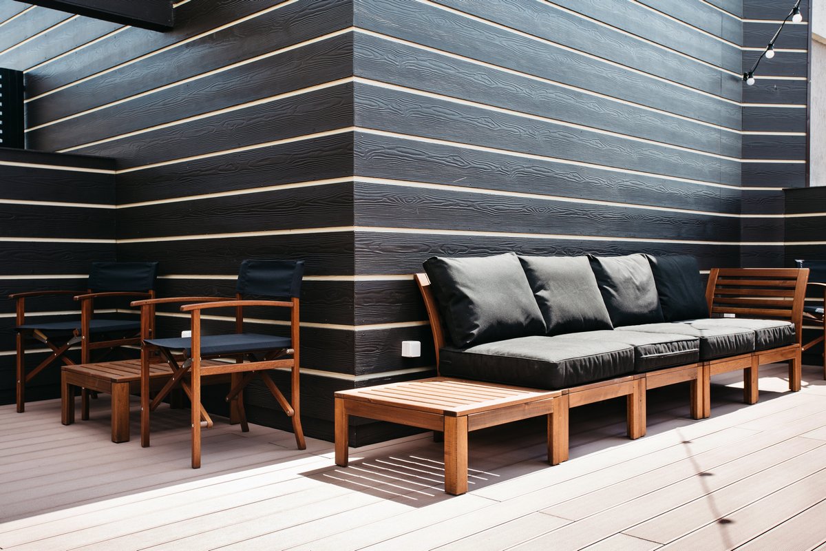 Отделка фиброцементными панелями